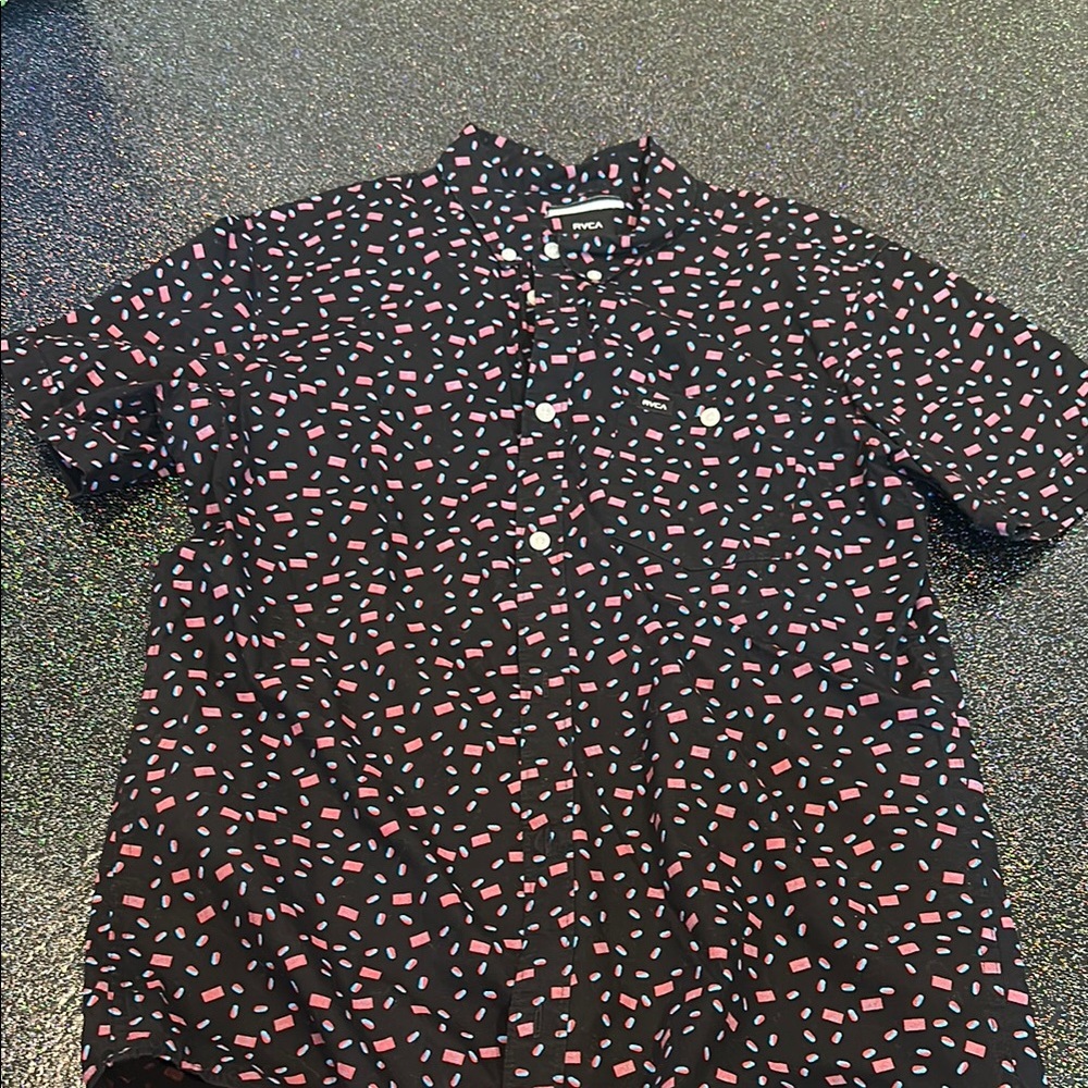 RVCA Men's Black Blue and Red Patterned Shirt, Size M